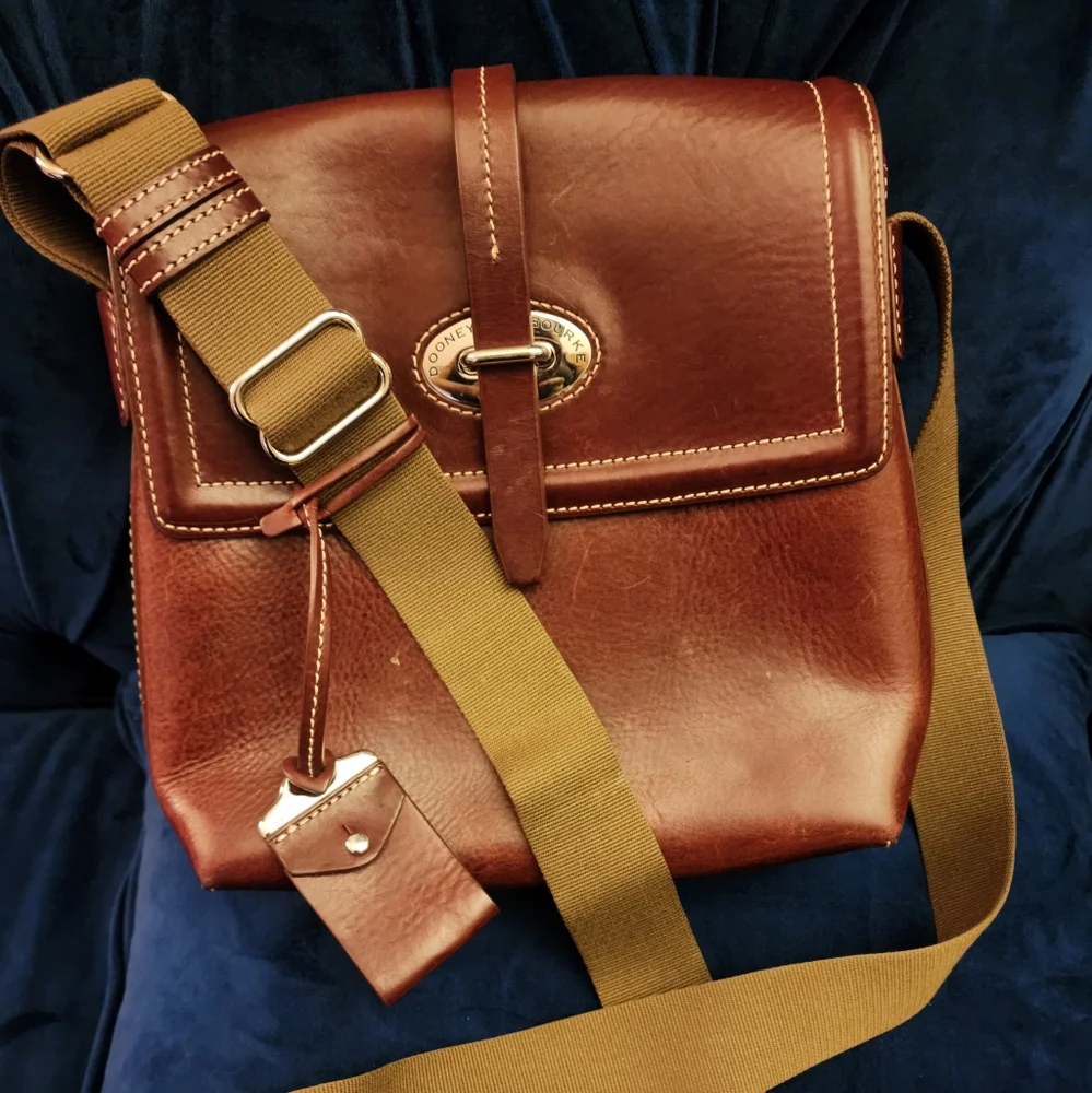 Dooney & Bourke Brown Leather Crossbody Bag - Picture 1 of 11